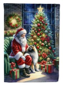 Keeshond & Santa Claus Garden Flag Mailbox Flag Decorative Yard Flag Banner Outside Patio Artwork Yard Flower Beds Garden